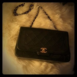 Chanel Official Vintage Navy Guilted Bag